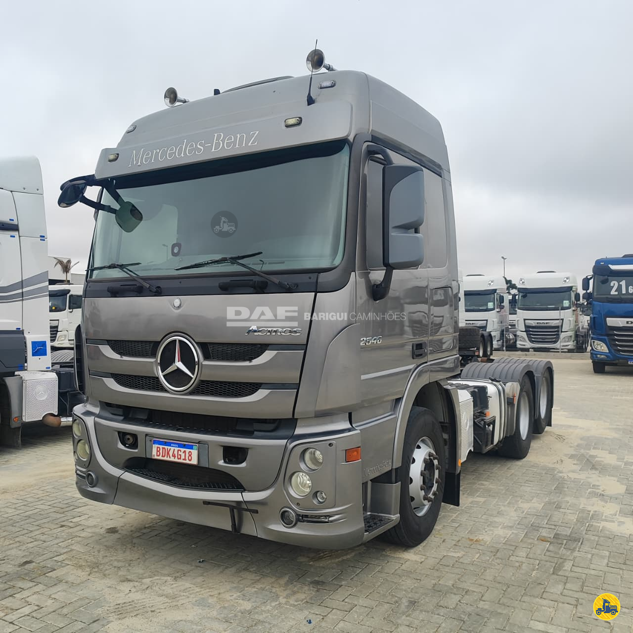 CAMINHAO MERCEDES-BENZ MB 2546 Cavalo Mecânico Cavalo 6x2 DAF Barigui SJP SAO JOSE DOS PINHAIS PARANÁ PR